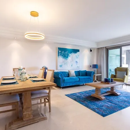 Marbella Banus Suites - Jardines Del Principe Urb - Golden Mile - Luxury Residence - Premium 2Br - 3Ba - Private Office - Spacious Outdoor Terrace - S Pool - Gym - Premium Finishes - Prime Golden Mile Location - Ideal For Families *