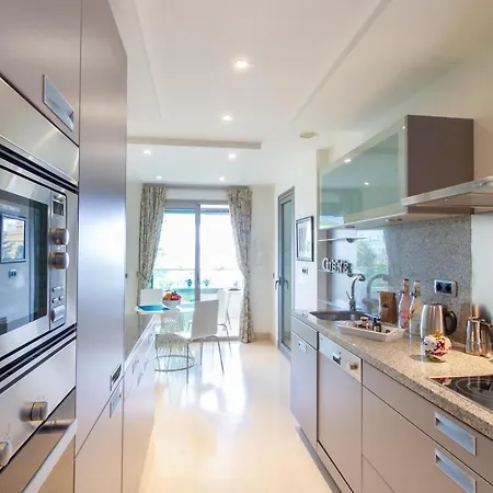 Banus - Golden Mile Jardines Del Principe * Marbella